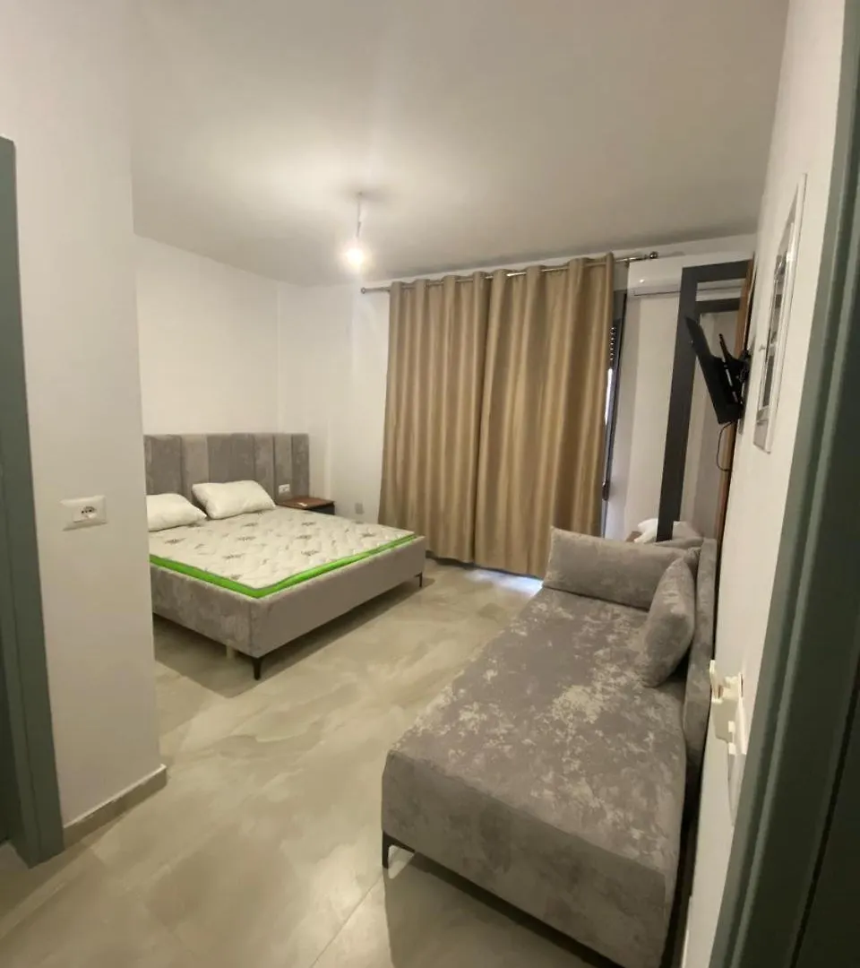 Hotel Emily,S Borsh Apartment